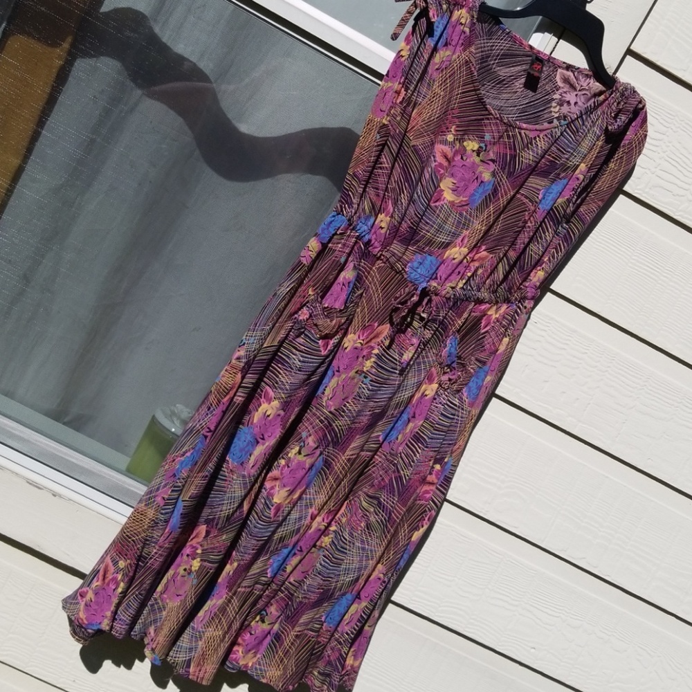 Dress - Picture 4 of 6